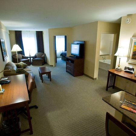 Hawthorn Suites By Wyndham Williamsville Buffalo Airport Номер фото