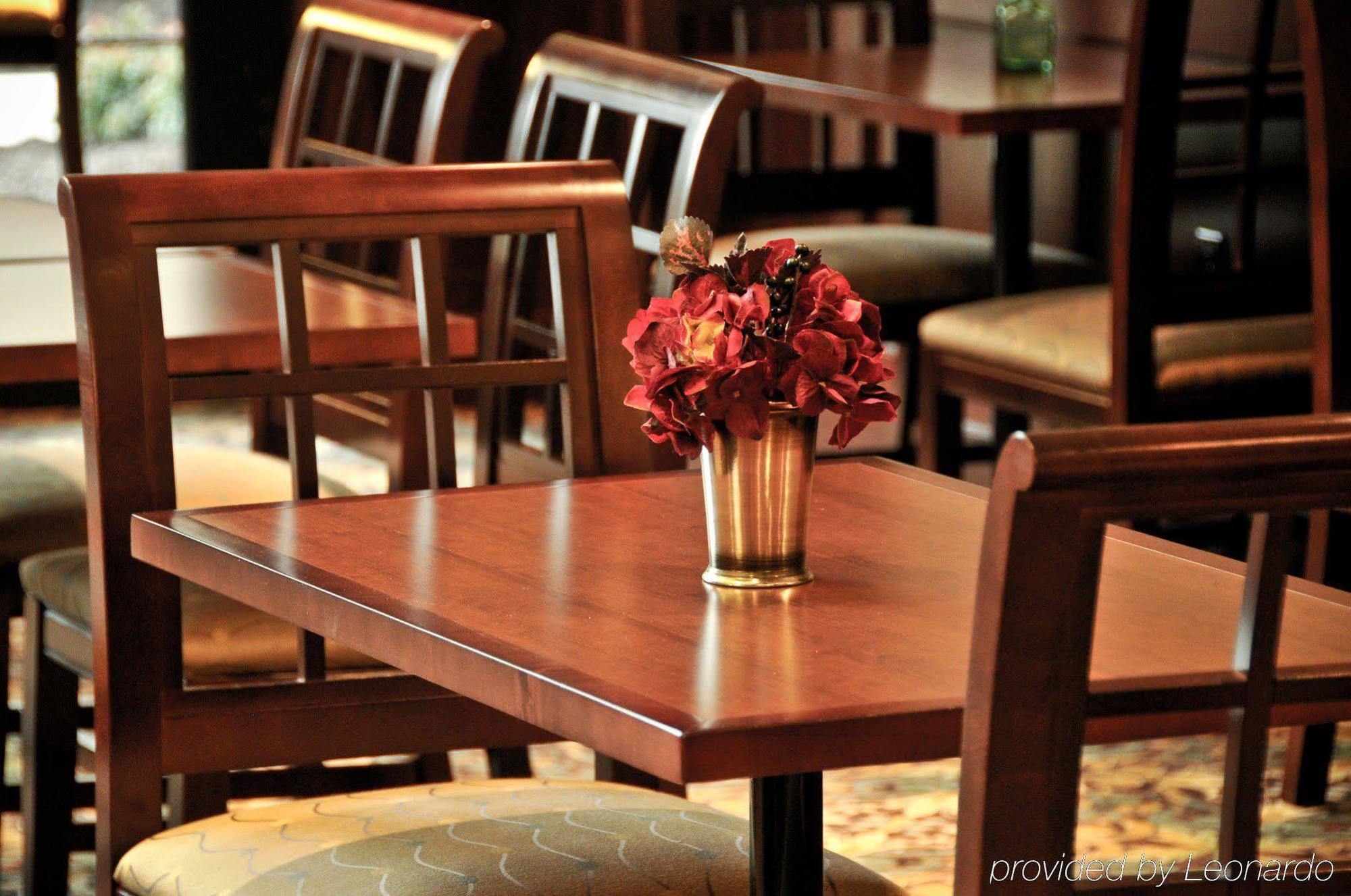 Hawthorn Suites By Wyndham Williamsville Buffalo Airport Экстерьер фото