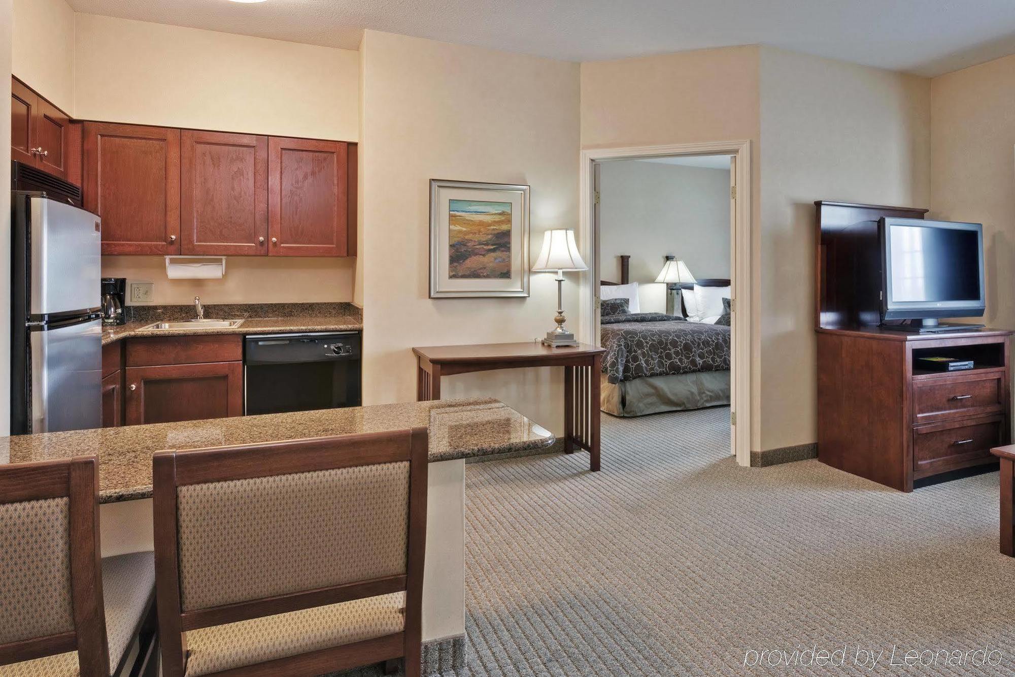 Hawthorn Suites By Wyndham Williamsville Buffalo Airport Номер фото